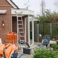 Uitbouw in aanbouw